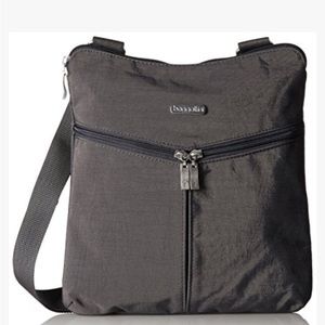 Baggallini Horizon Lightweight Travel Crossbody Bag
